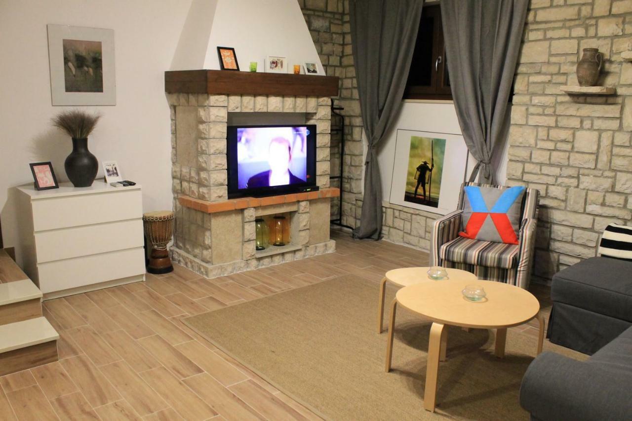 Apartments Dina Пула Экстерьер фото