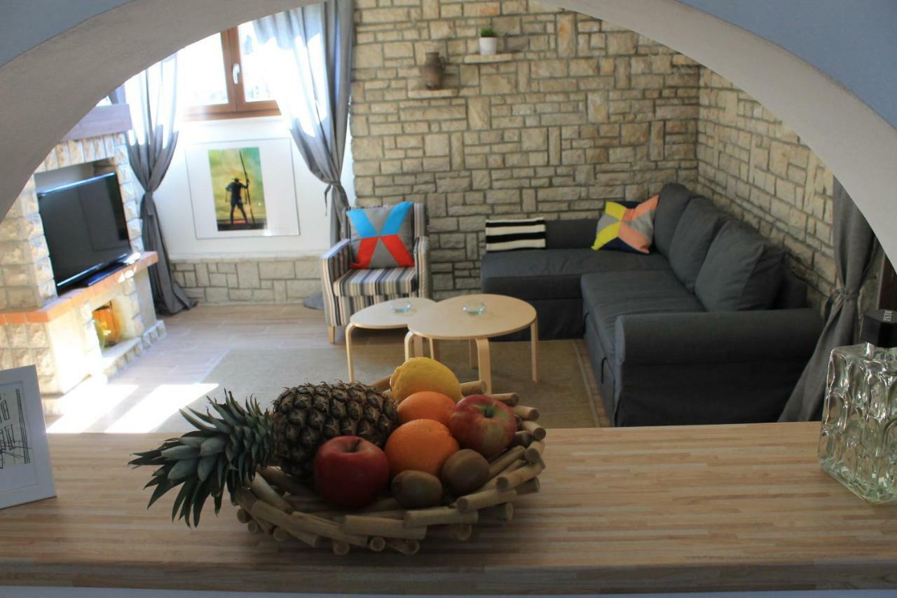 Apartments Dina Пула Экстерьер фото