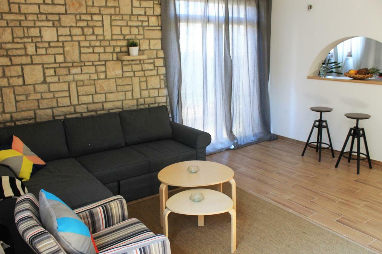 Apartments Dina Пула Экстерьер фото